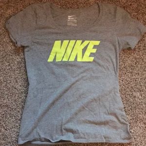 Nike T-shirt